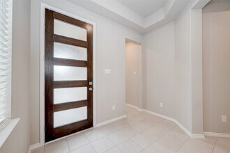 31801 Pecan Cottage Ln in Spring, TX - Building Photo - Building Photo