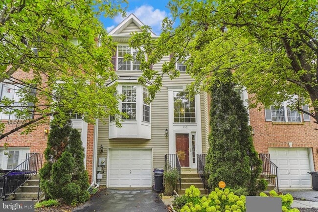 152 Fieldstone Ct