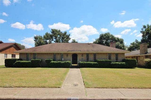 726 Ridge Crest Dr in Duncanville, TX - Building Photo