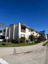 1205 Victoria Ave in Venice, CA - Building Photo