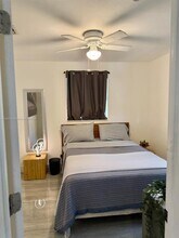 5737 Freedom St in Hollywood, FL - Building Photo - Building Photo