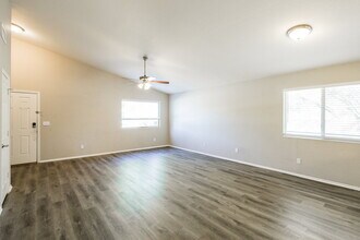 9544 E Surprise Canyon Ct in Tucson, AZ - Building Photo - Building Photo