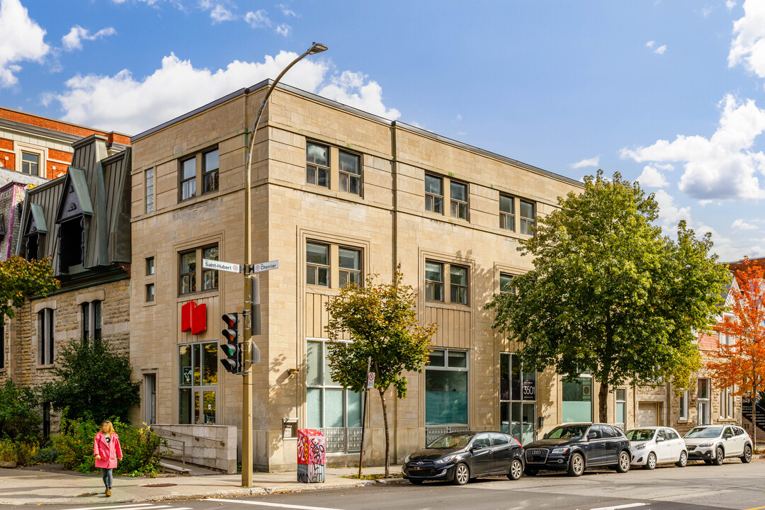 3501 Saint-Hubert Rue in Montréal, QC - Building Photo