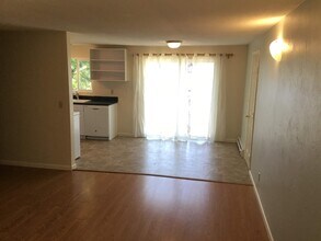 524 W 27th Pl in Eugene, OR - Building Photo - Building Photo