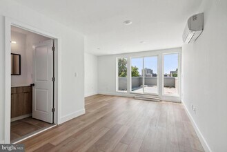 4214 Powelton Ave in Philadelphia, PA - Building Photo - Building Photo