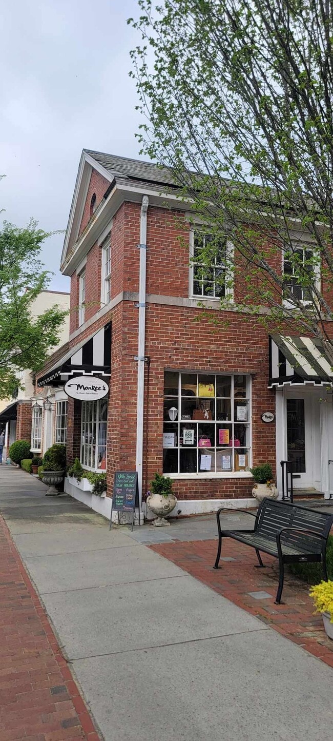 124 NW Broad St, Unit 1 in Southern Pines, NC - Building Photo - Building Photo