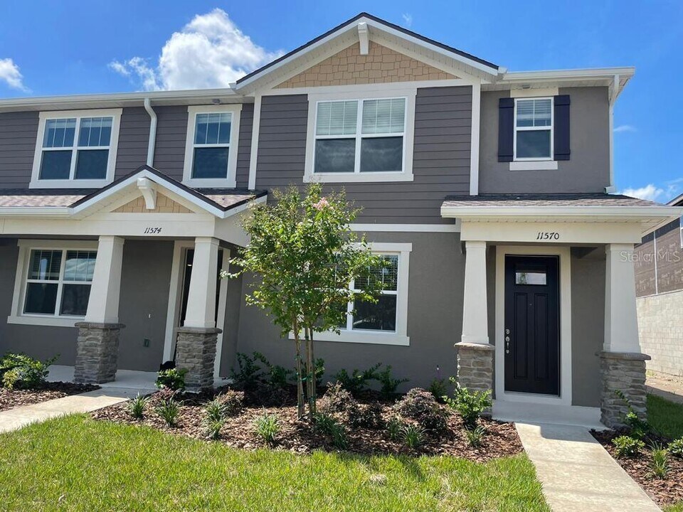 11570 Buoy Pointe Pl in Orlando, FL - Building Photo