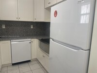 10300 Coral Wy in Miami, FL - Building Photo - Building Photo