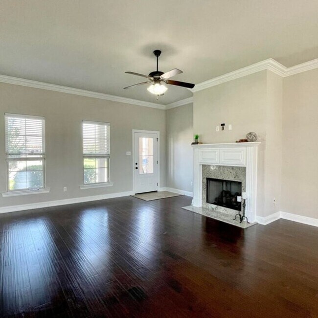 103 Sapphire Springs Rd in Youngsville, LA - Building Photo - Building Photo