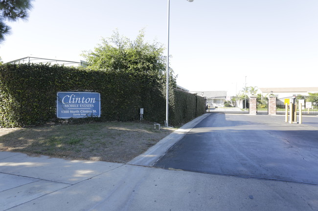 Clinton Mobile Estates in Santa Ana, CA - Building Photo - Building Photo