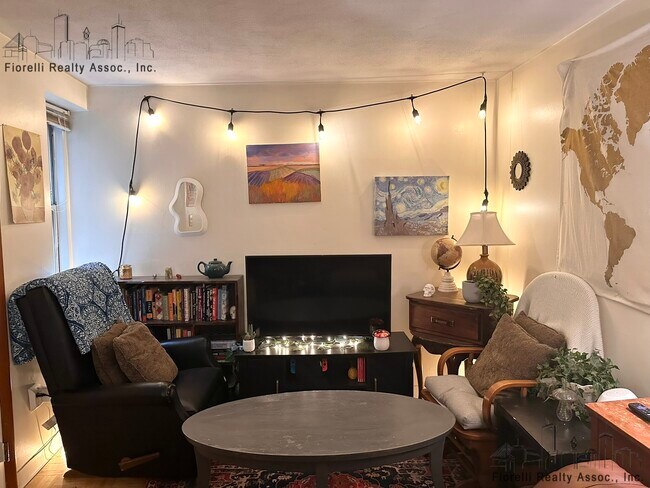 56 Prince St, Unit 2