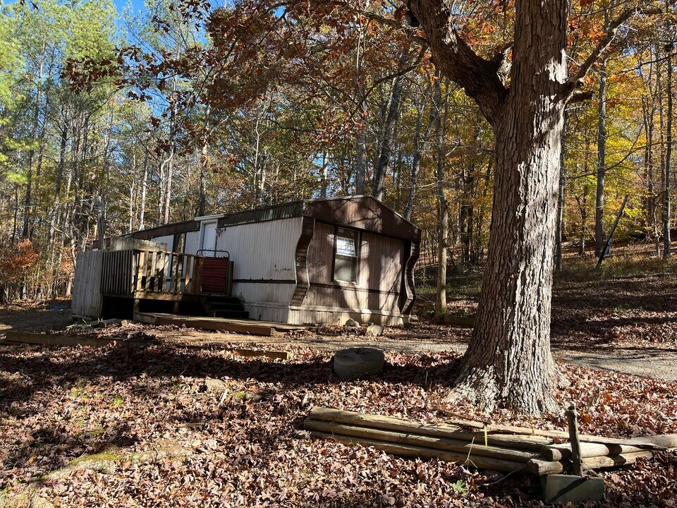 6742 Skyview Dr SE in Acworth, GA - Building Photo