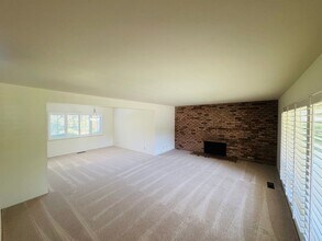 103 Castle Rock Rd in Walnut Creek, CA - Building Photo - Building Photo