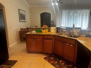 464 SW Balfour Ave in Port St. Lucie, FL - Building Photo - Building Photo