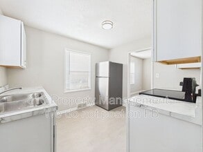 801-803 Bannister Rd in Kansas City, MO - Building Photo - Building Photo