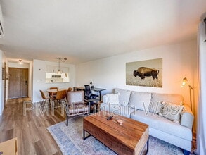 339 E 600 S in Salt Lake City, UT - Building Photo - Building Photo