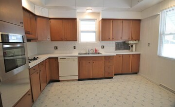 1516 39th St in Rock Island, IL - Building Photo - Building Photo