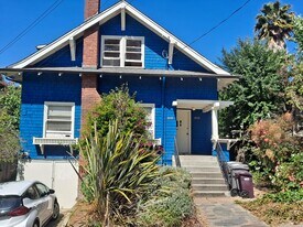 1050 Elbert St, Unit glenview in Oakland, CA - Building Photo