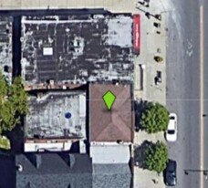 976 Elmwood Ave in Buffalo, NY - Building Photo