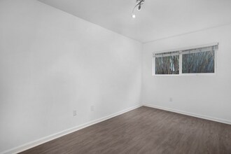 510 San Juan Ave in Los Angeles, CA - Building Photo - Building Photo