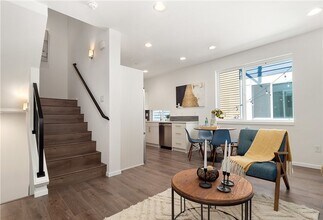 3214 15th Ave W in Seattle, WA - Building Photo - Building Photo