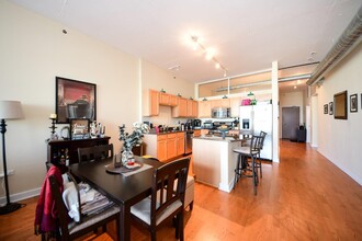 1305 S Michigan Ave in Chicago, IL - Building Photo - Building Photo