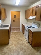 8785 Lasater Rd in Clemmons, NC - Building Photo - Building Photo