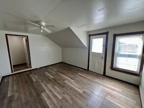 1305 Merrill Ave in Wausau, WI - Building Photo - Building Photo
