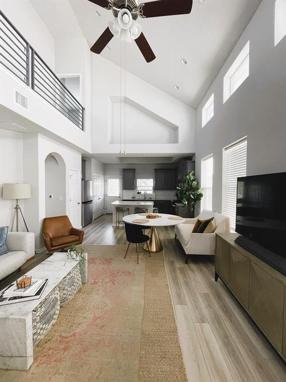 10100 Dawn Pearl Dr in Austin, TX - Building Photo - Building Photo