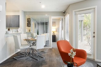 Boulevard at 4201 Apartments in Las Vegas, NV - Building Photo - Building Photo