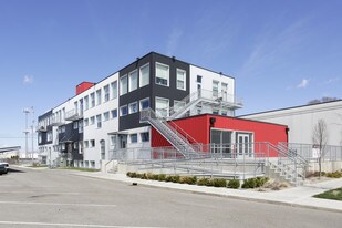 Walbridge Common in Kalamazoo, MI - Building Photo