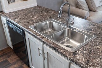 10504 Sunny Mdws Blvd in Tyler, TX - Building Photo - Building Photo