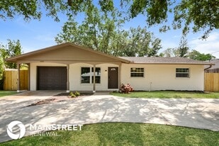 4680 Cronin Dr in Sarasota, FL - Building Photo