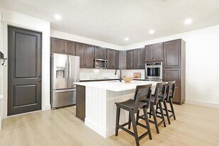 6151 Yerba Buena Ct in Greenacres, FL - Building Photo