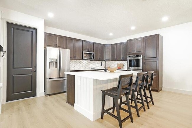 property at 6151 Yerba Buena Ct