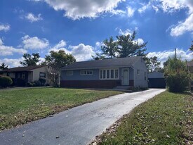 2483 Shrewsbury Rd in Columbus, OH - Building Photo