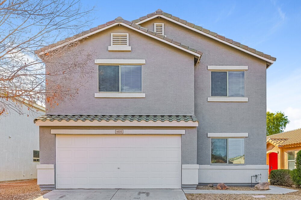 1435 E Pryor Rd in San Tan Valley, AZ - Building Photo