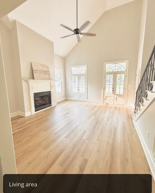 property at 493 W Main St