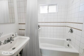 616 Apartments in Long Beach, CA - Foto de edificio - Building Photo