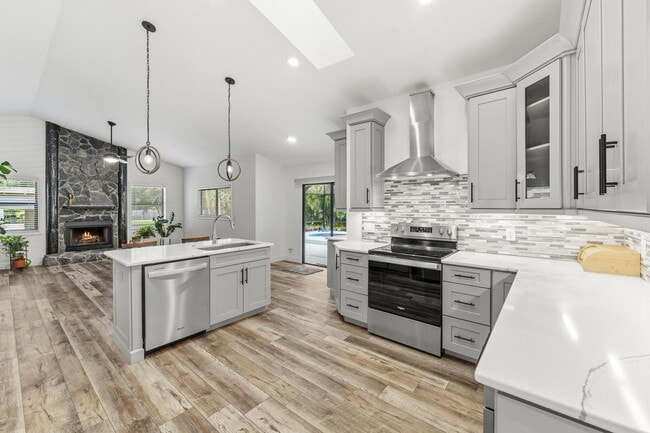 property at 15833 118th Trail N