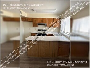 3102 N Woodburne Dr in Chandler, AZ - Building Photo - Building Photo