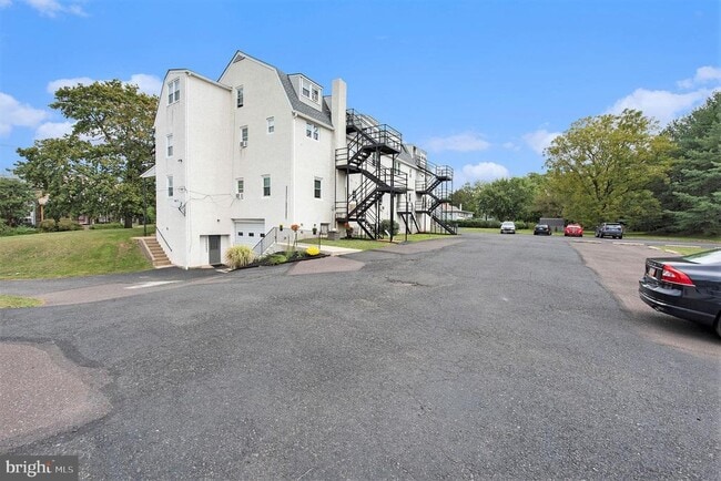 3868 Germantown Pike in Collegeville, PA - Building Photo - Building Photo