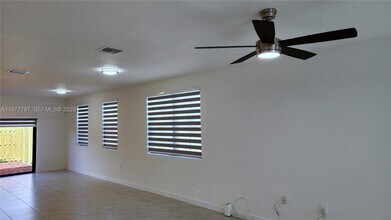 371 NE 16th St in Florida City, FL - Building Photo - Building Photo