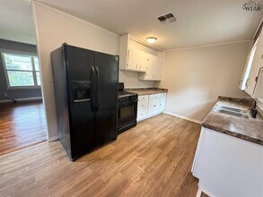 3151 Lela Ln in Wichita Falls, TX - Building Photo - Building Photo