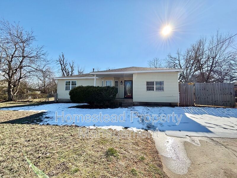 10720 Le Jean Dr in Midwest City, OK - Building Photo