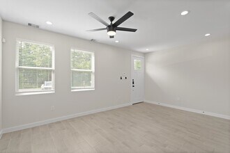 5544 Shreveport Blvd in Houston, TX - Building Photo - Building Photo