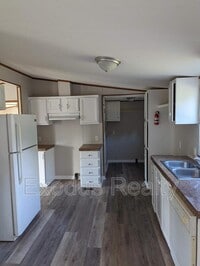 100 Forest Manor Dr photo'