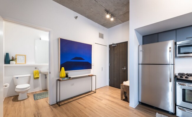 1627 W Division St in Chicago, IL - Foto de edificio - Building Photo