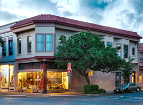 1911 Montgomery St Apartments