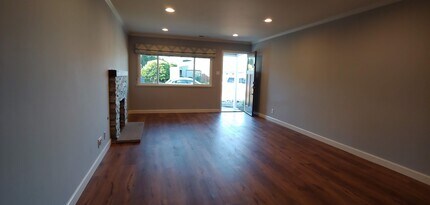 651 Enright Ave in Santa Clara, CA - Building Photo - Building Photo